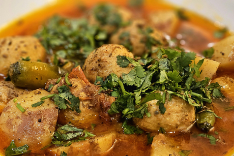 Curried vegetables with garlic and garam masala recipe